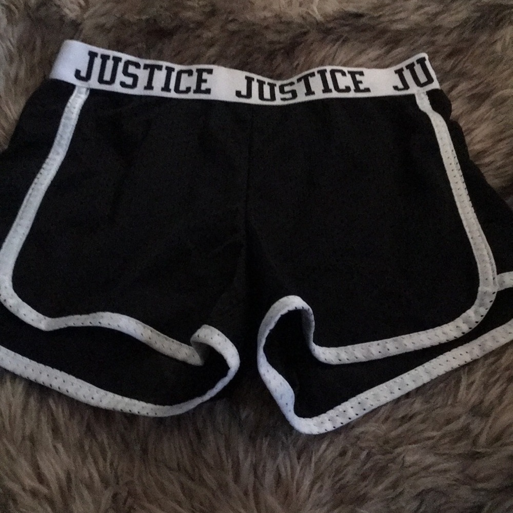 Justice short